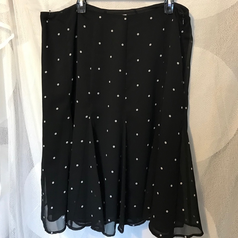 Polkadot skirt